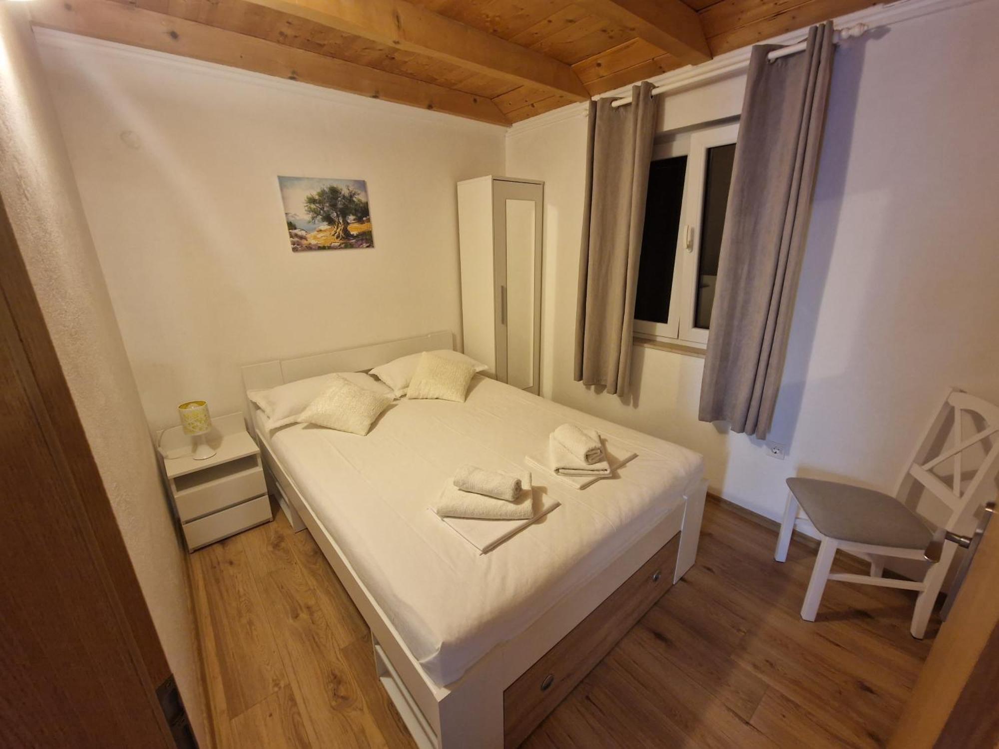 Hotel Kuca Za Odmor Dobrila Jelsa  Habitación foto
